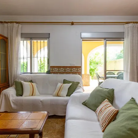 Semesterbostad Casa Con Jardin A Pocos Pasos Del Mar Denia